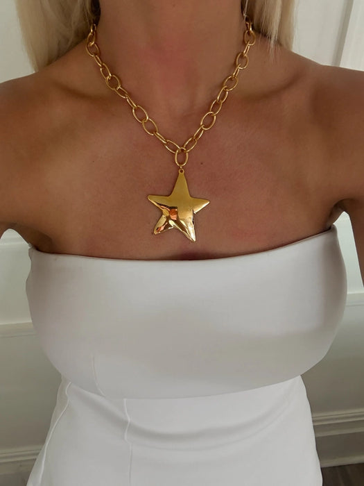 Chunky Star Chain-link Necklace